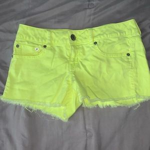 3/$15 🌼 American Eagle shorts